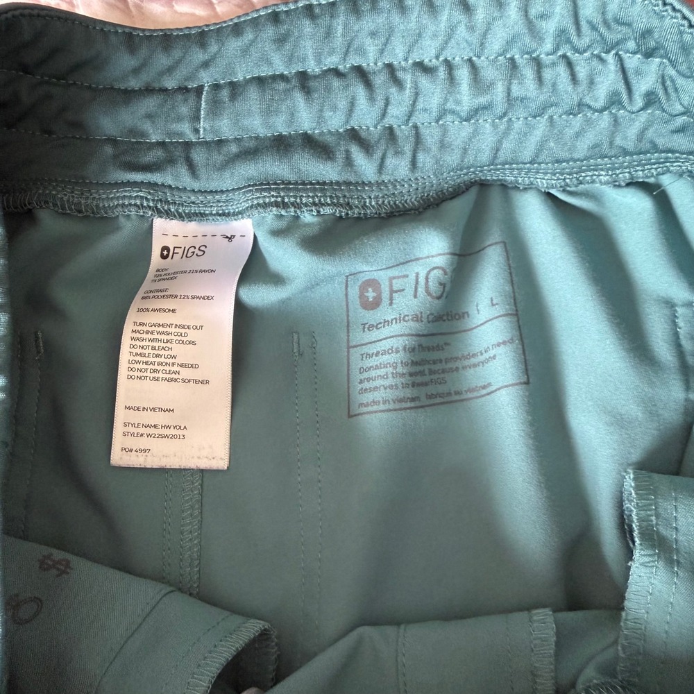 FIGS Scrub Lot 4 Pc Large Yola Pants Sleeveless Tops Pink + Teal Medical 2 sets - Picture 11 of 12